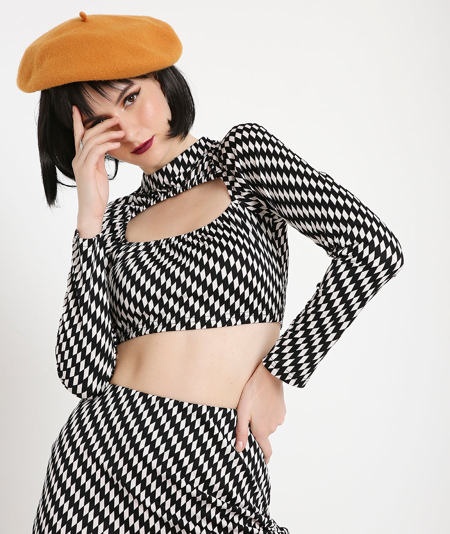 Retro Diamond Front Vent Crop Top