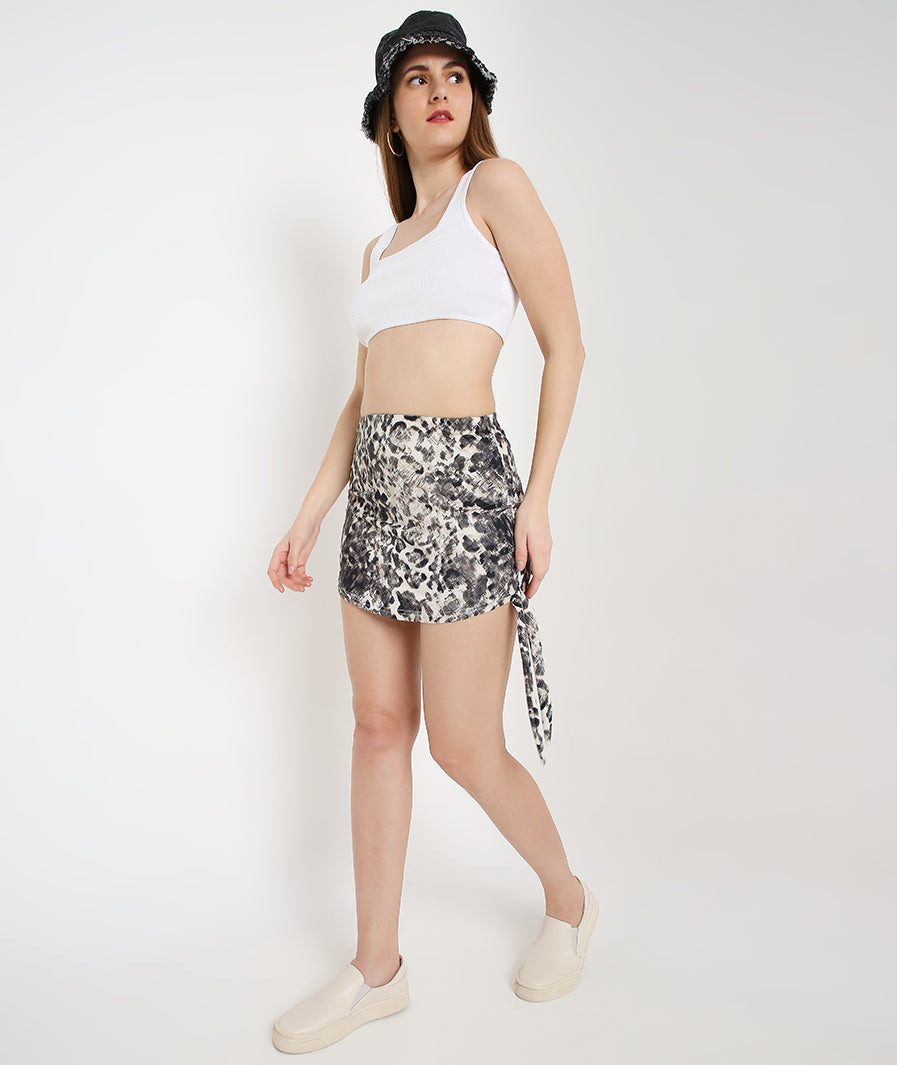 statement mini skirt: Animal Print Knot Mini Skirt (waist detail)
