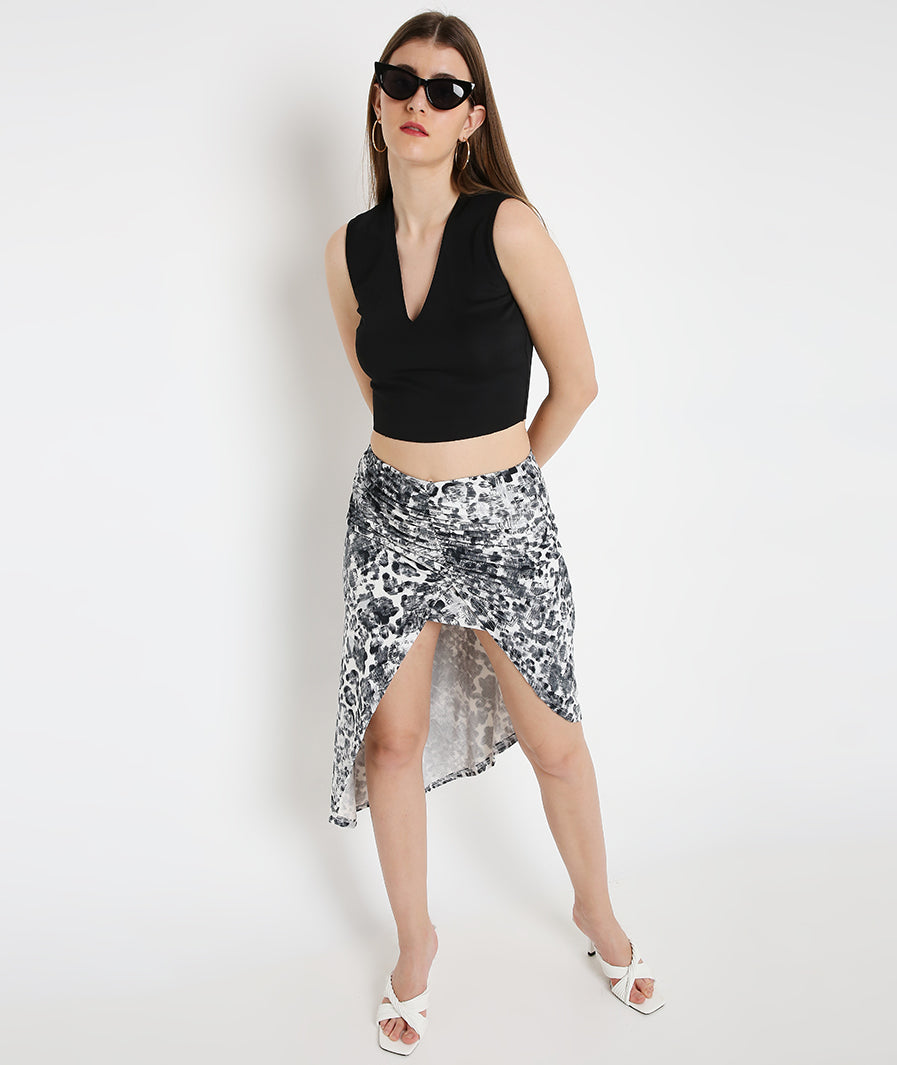 red midi skirt: Animal Print Layered Midi Skirt (waist detail)
