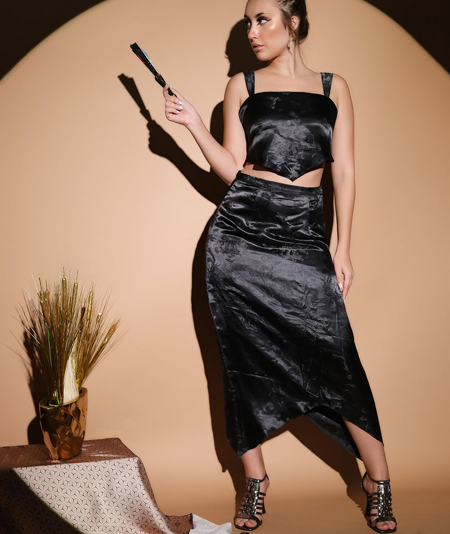 Marcel & Mae Black dragon print Satin Skirt, vacation styling, black long skirt (7)
