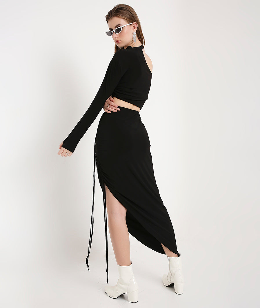 Drawstring Asymmetrical Long Skirt styled for party and vacation – detail close-up
