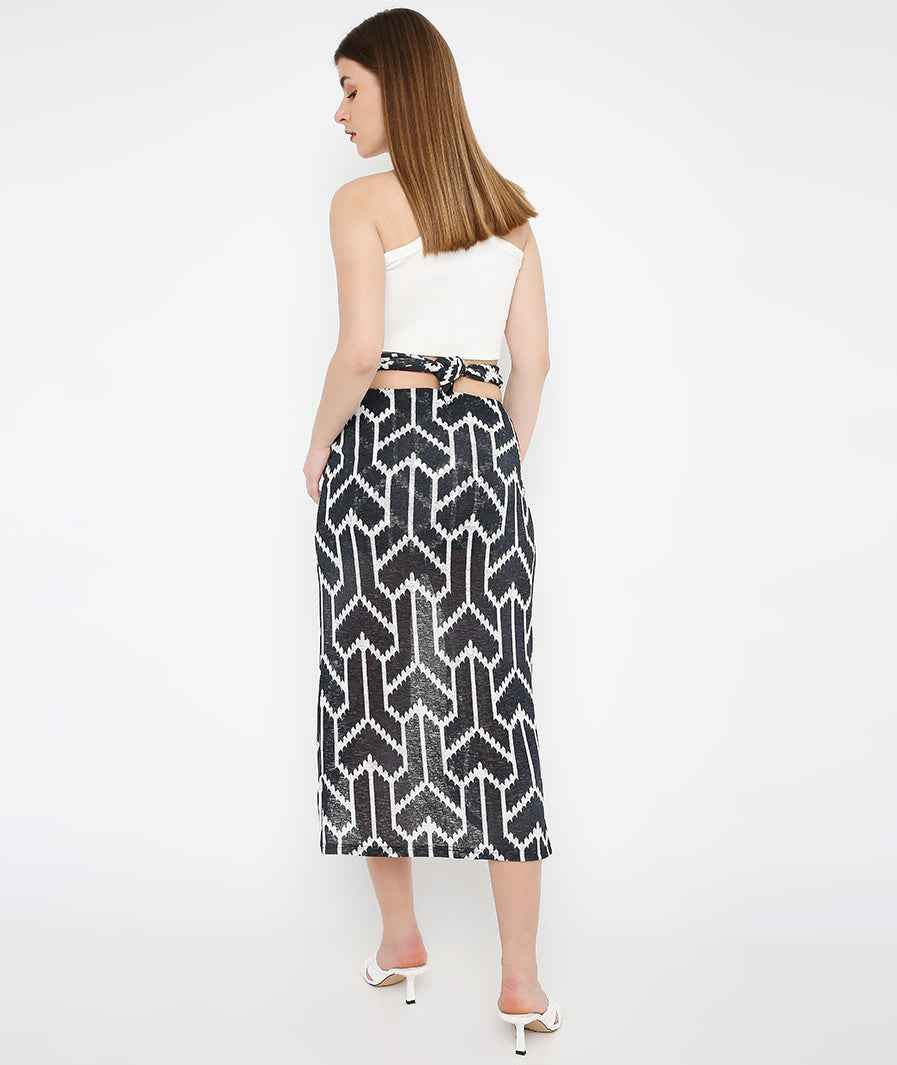 Full look grey crop and zic zac skirt matching set – western weekend wear
