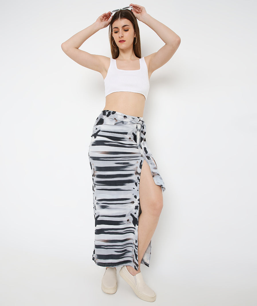 Grey Moo Front Knot Long Skirt styled for party and vacation – hem detail
