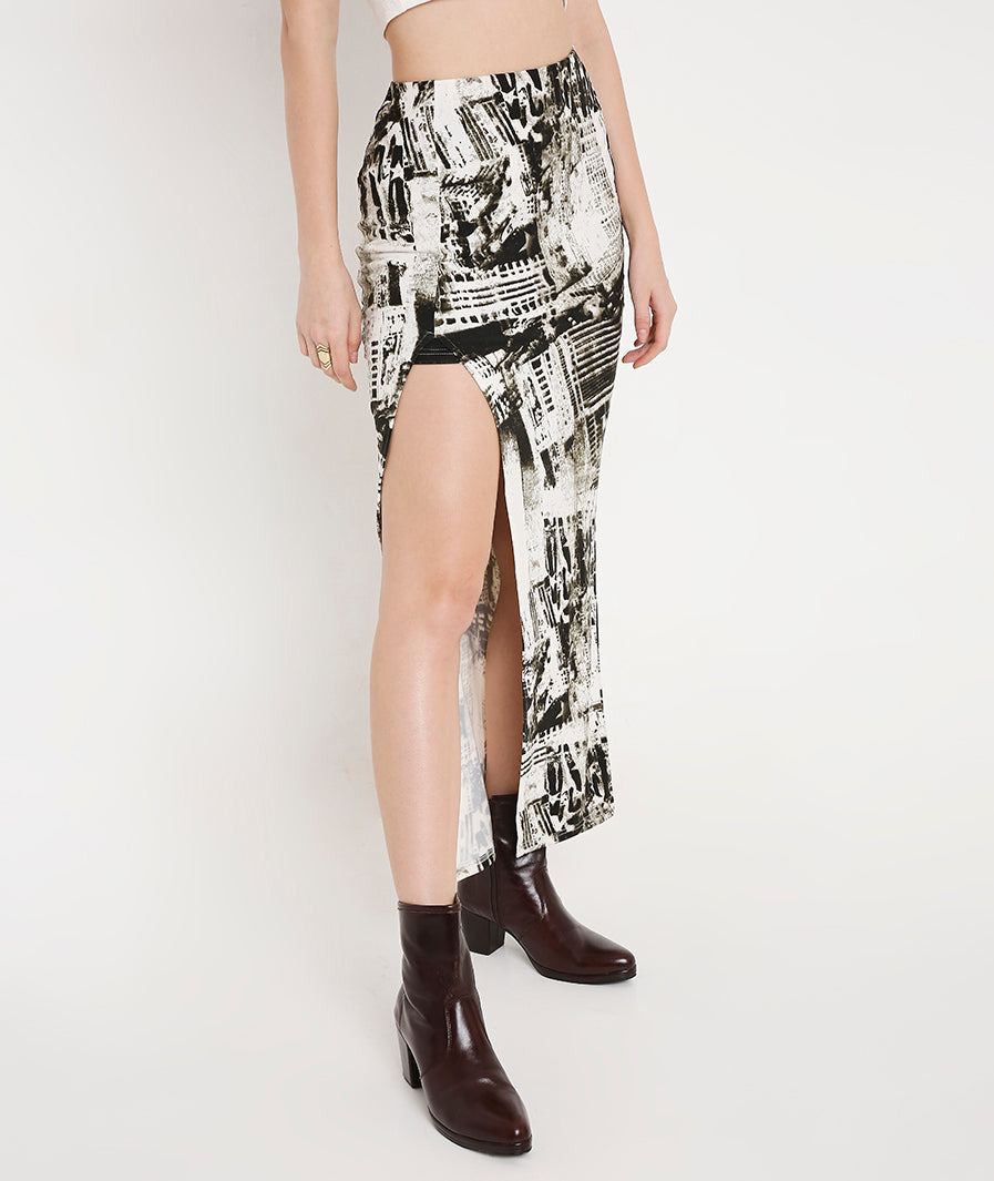 Tie Dye Slit Long Skirt – detail close-up western long skirt for women, Marcel & Mae
