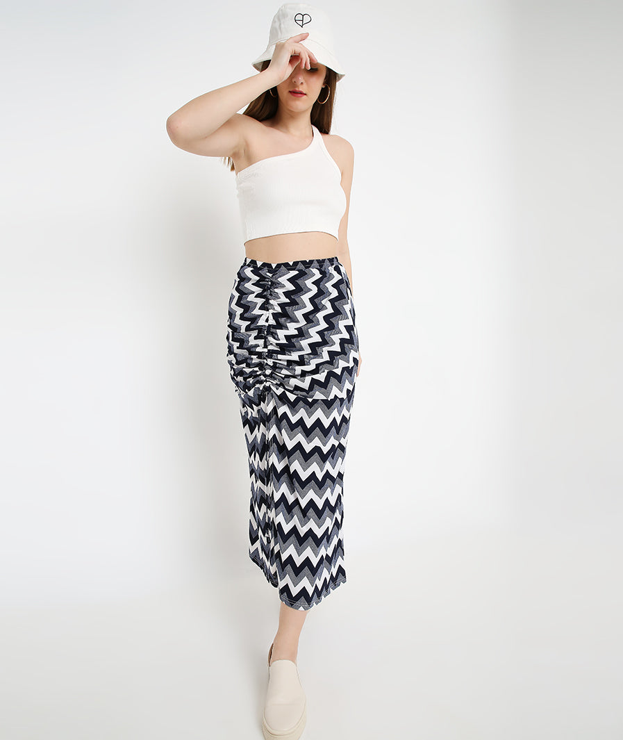 Zig Zag Front Drawstring Long Skirt styled for party and vacation – print detail
